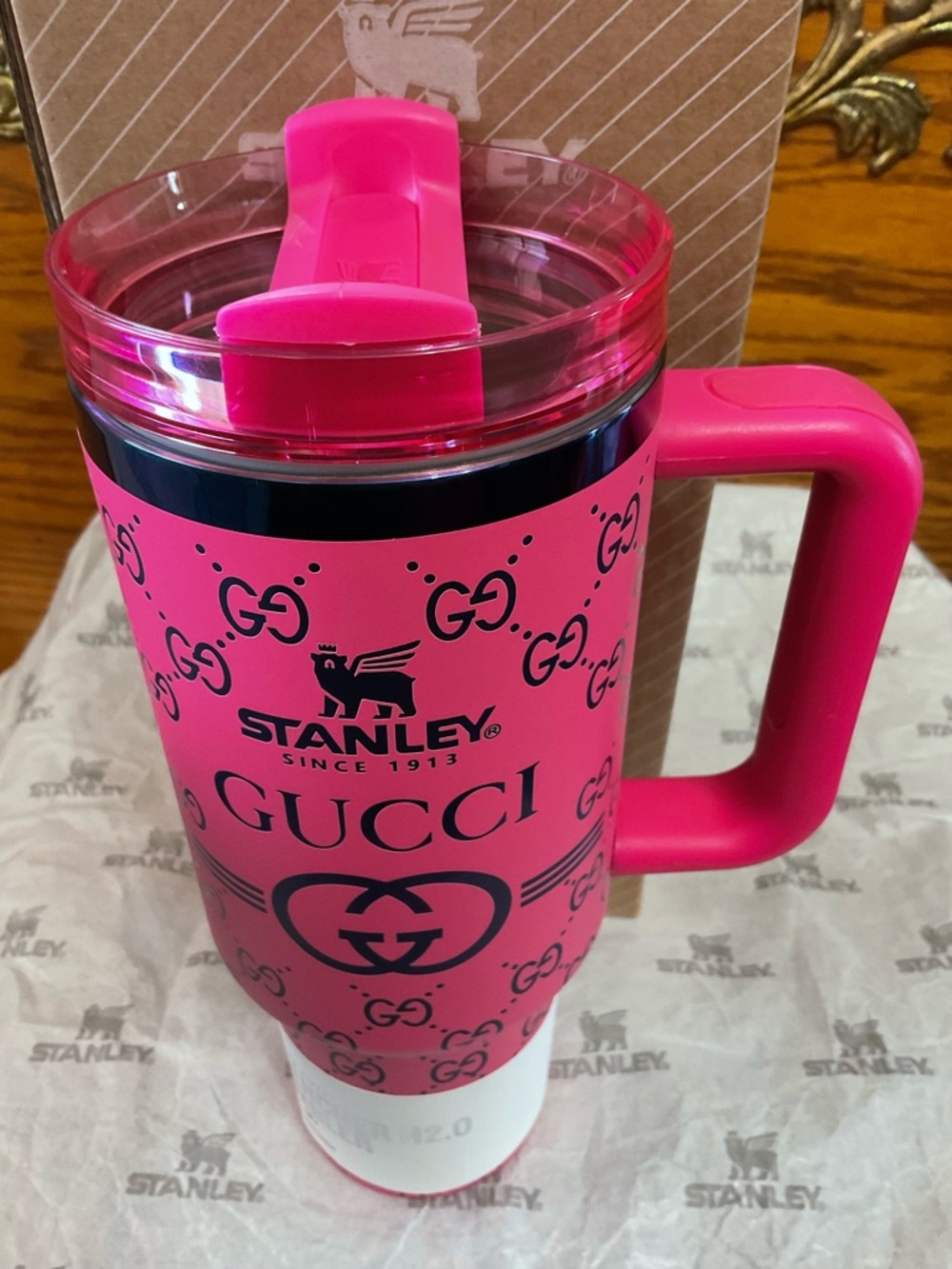 ❤️Stanley Hot Pink Luxury